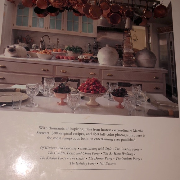 Martha Stewart Entertaining - Picture 2 of 7
